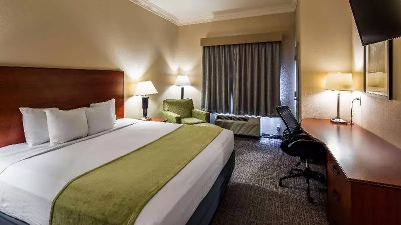 فندق Best Western Oasis Inn