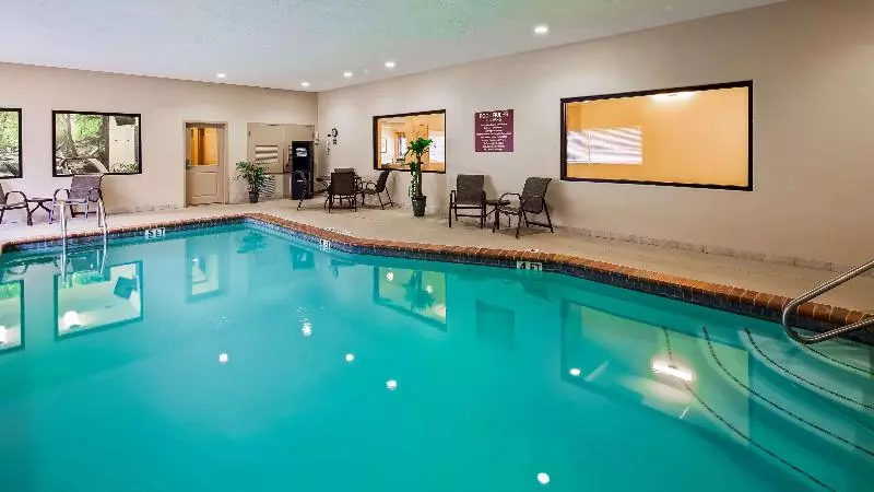 فندق Best Western Oasis Inn