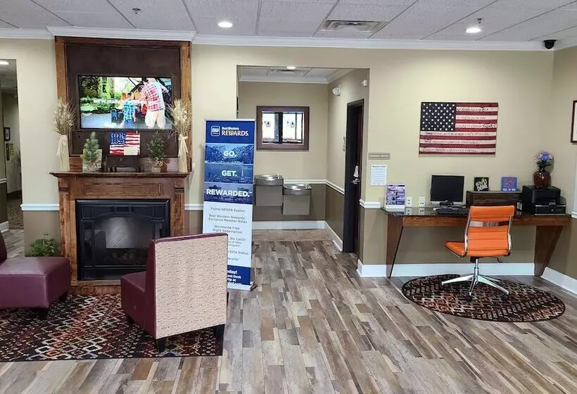 בית מלון כפרי Best Western Opp Inn