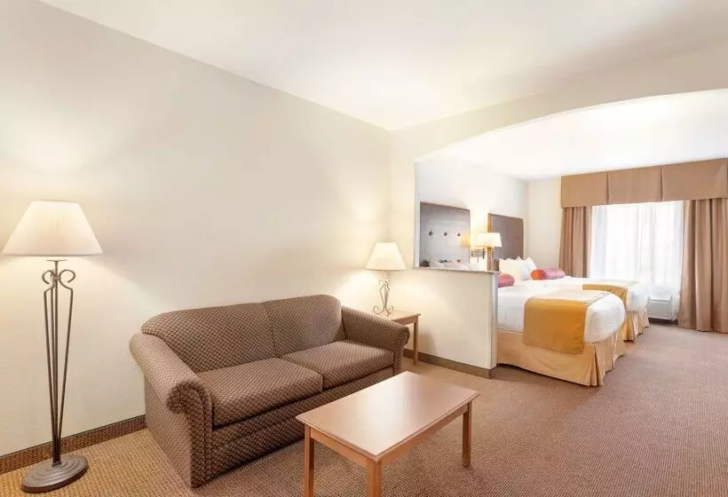 בית מלון כפרי Best Western Plus Ellensburg