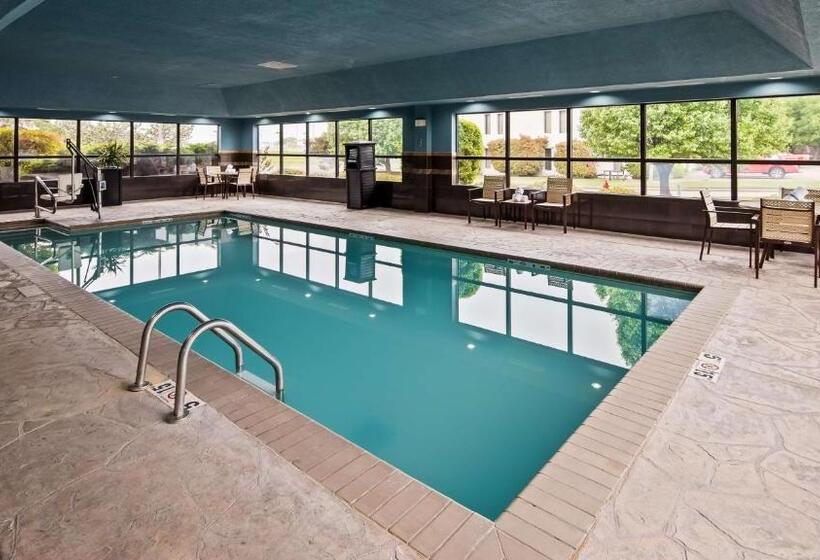 Szálloda Best Western Plus Midwest City Inn & Suites