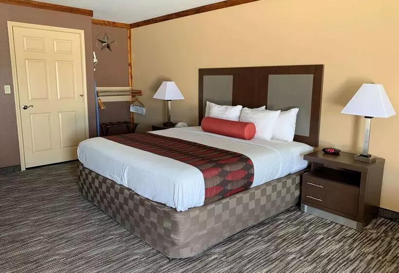 فندق Best Western Windwood Inn & Suites