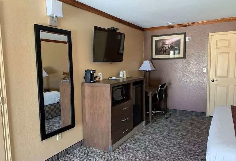 فندق Best Western Windwood Inn & Suites