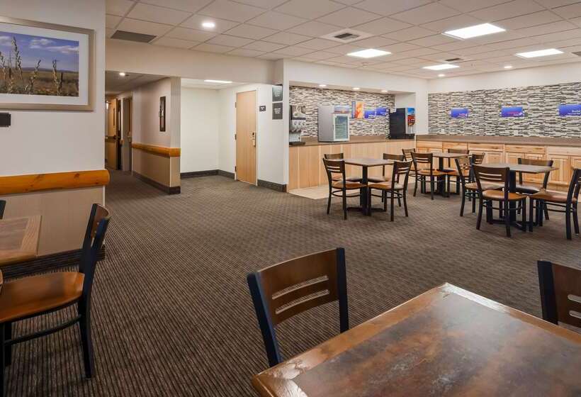 호텔 Best Western Yellowstone Crossing