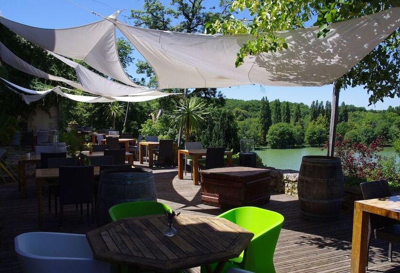 Logis Hotels Domaine Du Châtelard