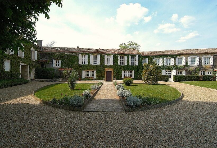 Logis Hotels Domaine Du Châtelard