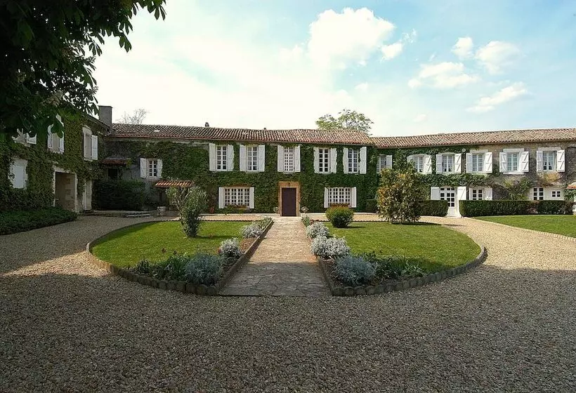 Logis Hotels Domaine Du Châtelard