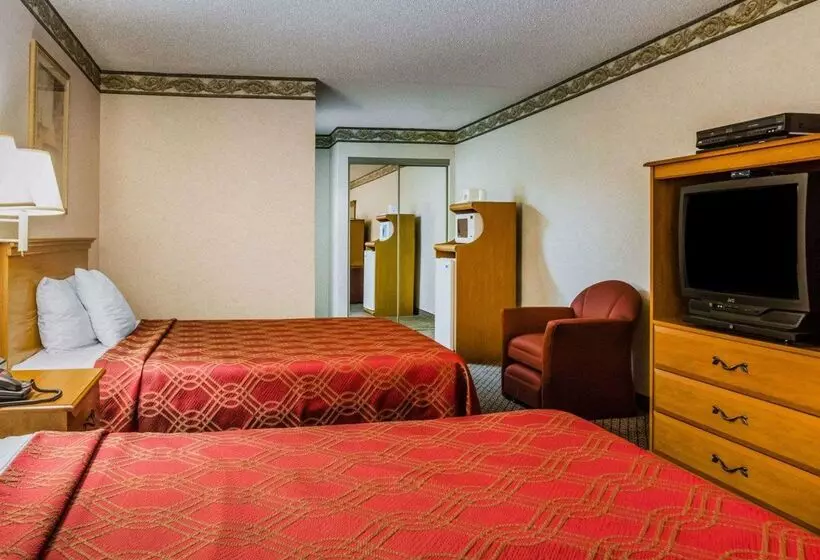 Отель Econo Lodge Villa Rica