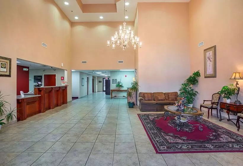 בית מלון כפרי Fairbridge Inn Express Whitley City