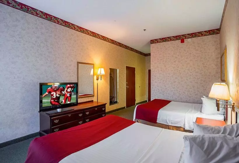 בית מלון כפרי Fairbridge Inn Express Whitley City