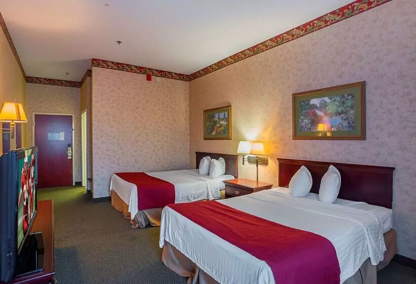 בית מלון כפרי Fairbridge Inn Express Whitley City