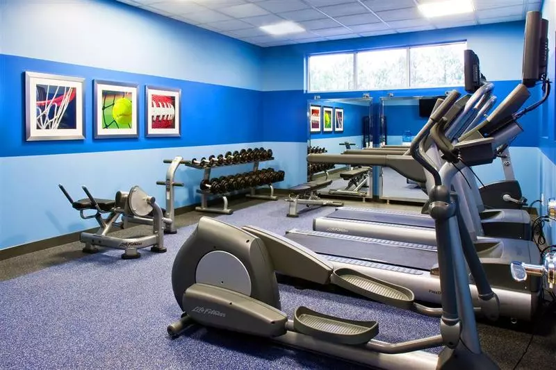 בית מלון כפרי Four Points By Sheraton Raleigh Durham Airport