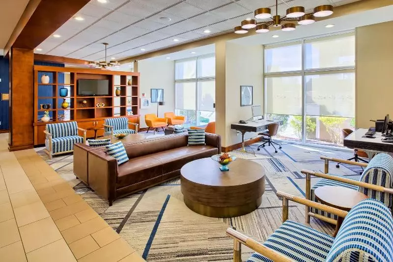 בית מלון כפרי Four Points By Sheraton Raleigh Durham Airport