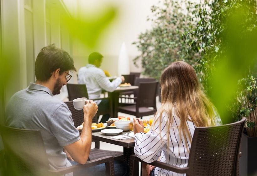 هتل Lugano Barcelona