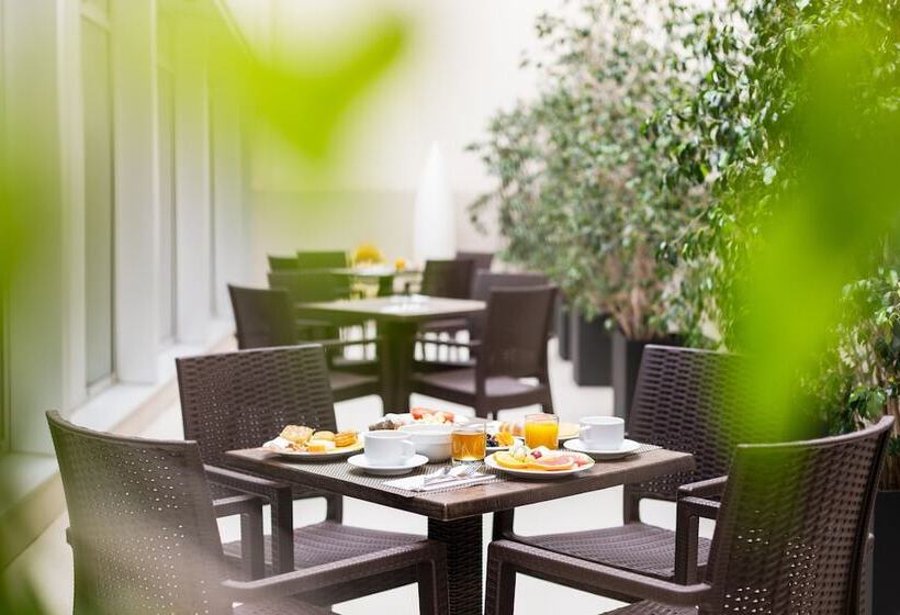 هتل Lugano Barcelona