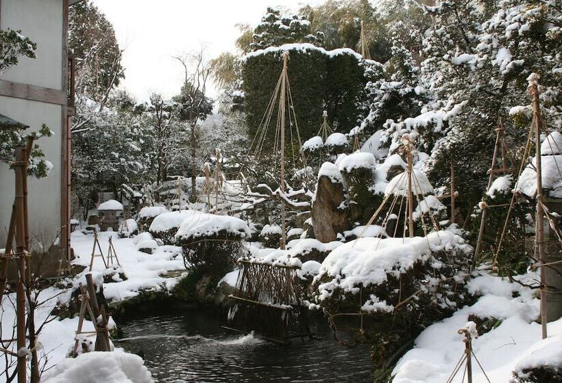 Отель Koshi No Yado Takashimaya