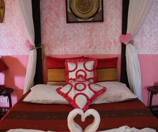 Hotel La Isla Bonita Resort And Spa