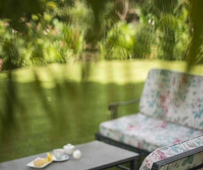 בית מלון כפרי Last Word Constantia