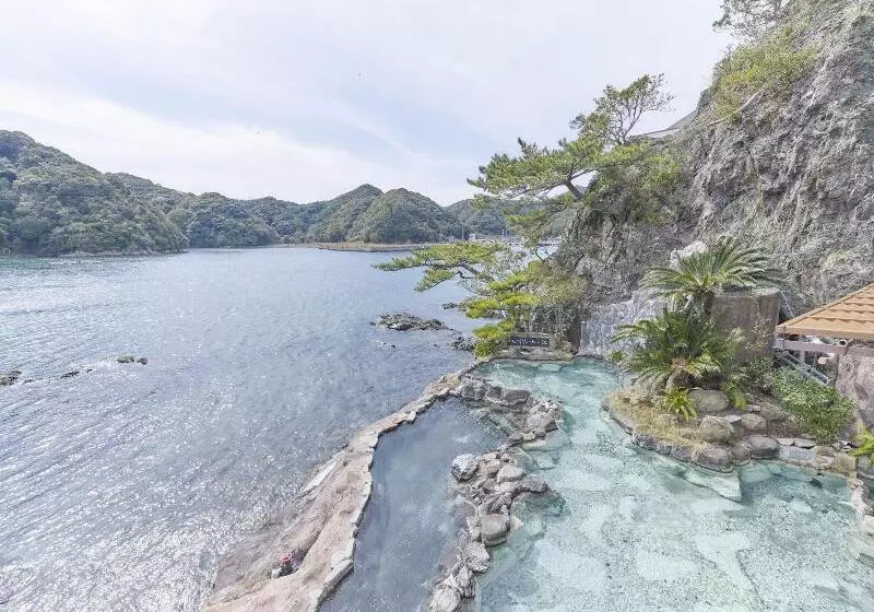 호텔 Kumano Bettei Nakanoshima