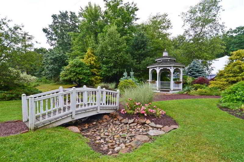 فندق Red Roof Inn & Suites Hazleton