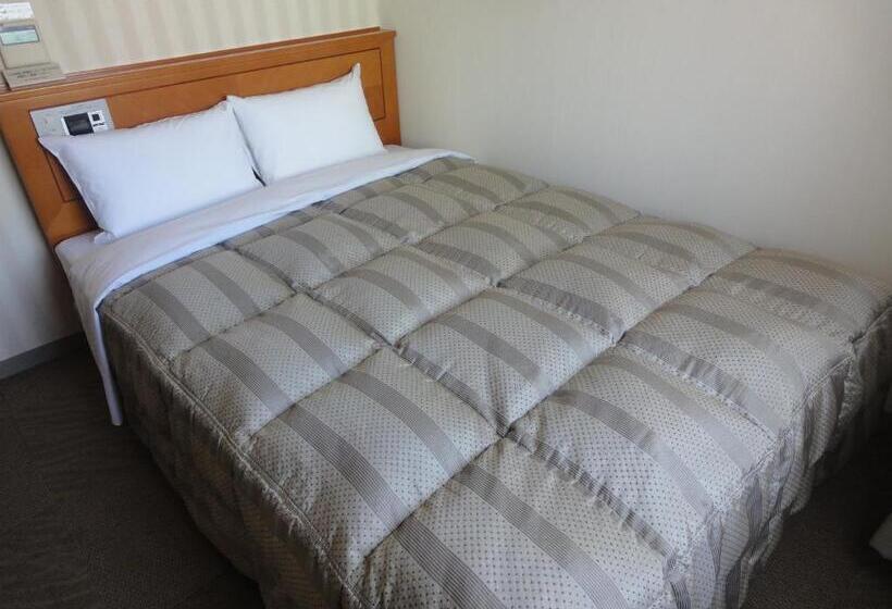 Szálloda Route Inn Yokohama Bashamichi