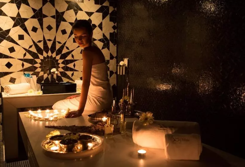 هتل Sofitel Casablanca Tour Blanche