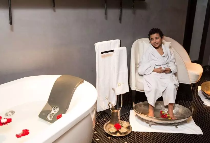 هتل Sofitel Casablanca Tour Blanche