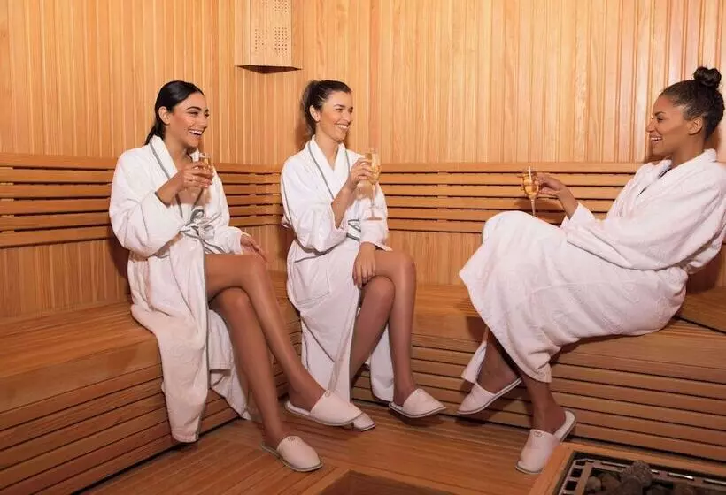 هتل Sofitel Casablanca Tour Blanche