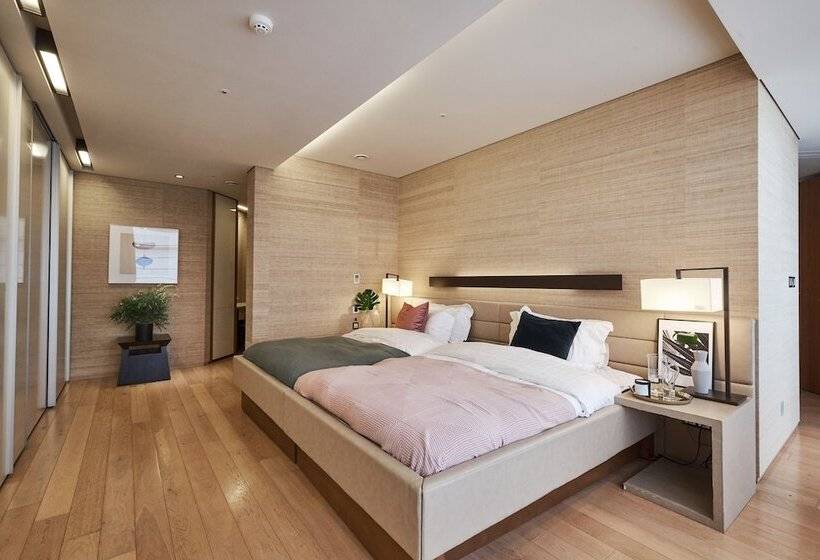 Отель The Classic 500 Pentaz Executive Residence