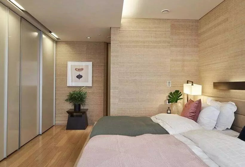 בית מלון כפרי The Classic 500 Pentaz Executive Residence