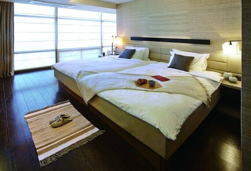 Отель The Classic 500 Pentaz Executive Residence