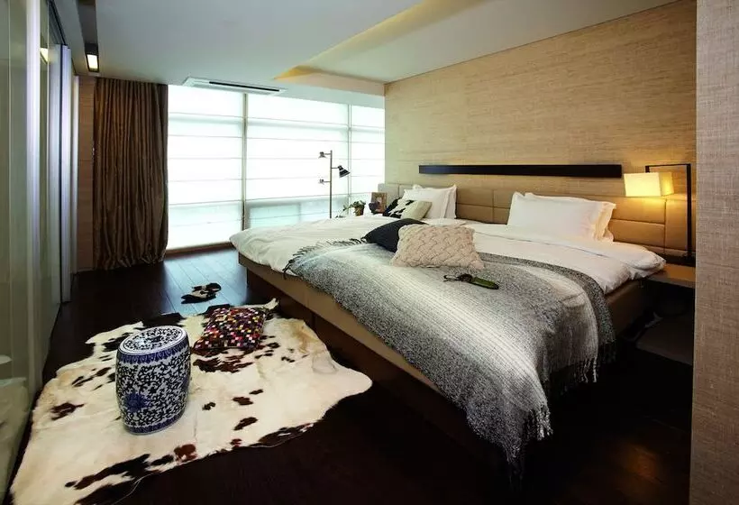 בית מלון כפרי The Classic 500 Pentaz Executive Residence