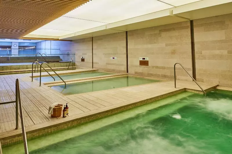 בית מלון כפרי The Classic 500 Pentaz Executive Residence