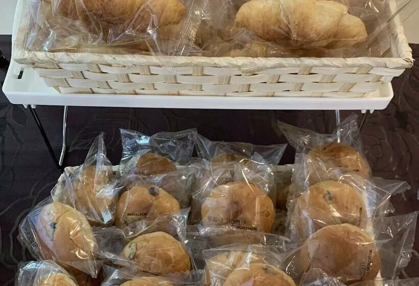 Отель Toyoko Inn Takasaki-eki Nishi-guchi No.1