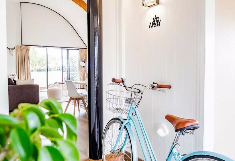 בית מלון כפרי Waves  Byron Bay