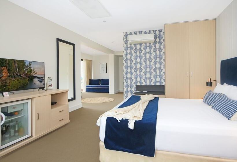 Hotel Waves Byron Bay