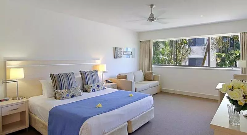 בית מלון כפרי Waves  Byron Bay