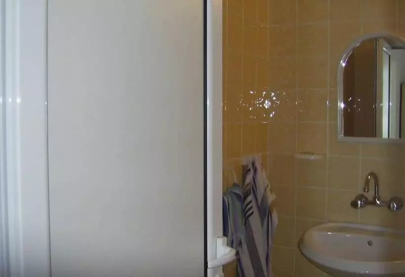 פנסיון Guest House Horizont