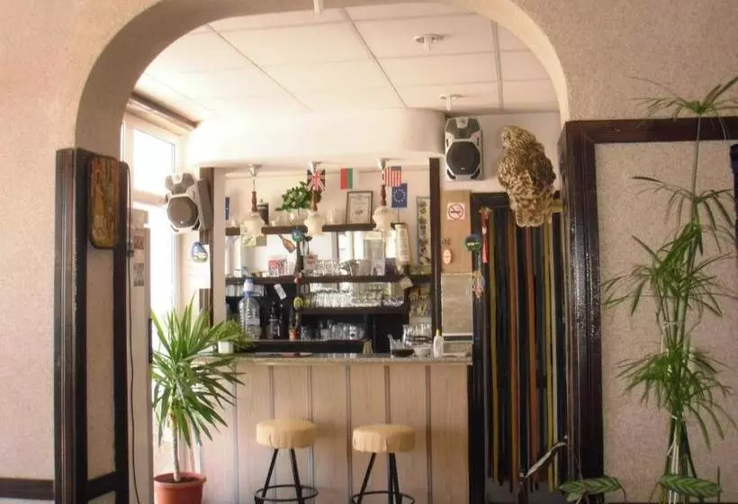 פנסיון Guest House Horizont