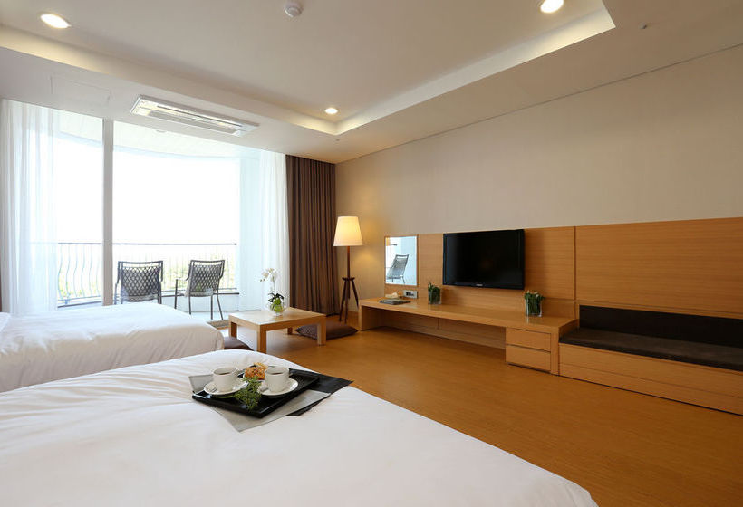 בית מלון כפרי The Suites  Naksan