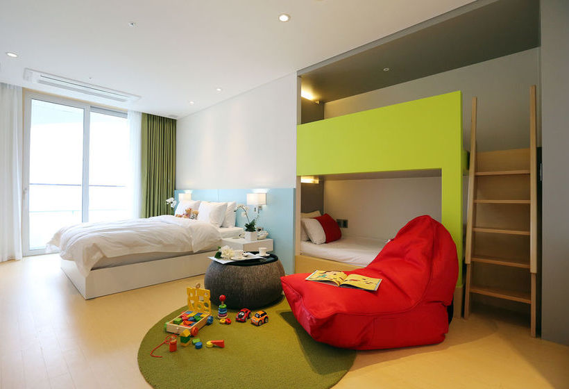 בית מלון כפרי The Suites  Naksan