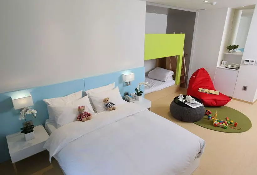 호텔 The Suites Naksan