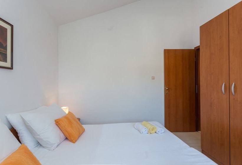 Apartments Nautilus Orasac