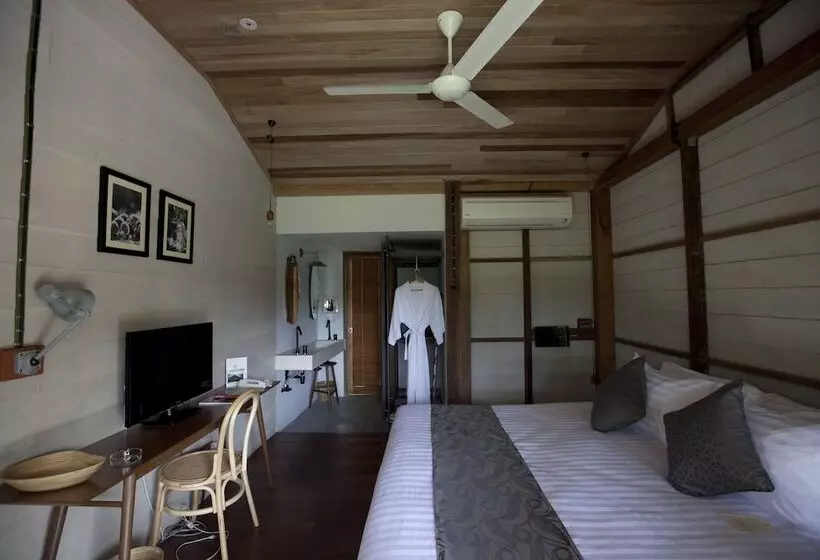 בית מלון כפרי Belum Rainforest Resort