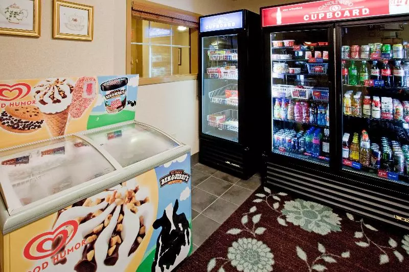 ホテル Candlewood Suites Colonial Heights   Fort Lee, An Ihg