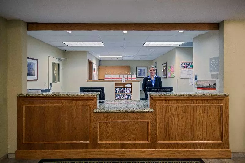 호텔 Candlewood Suites Perrysburg By Ihg