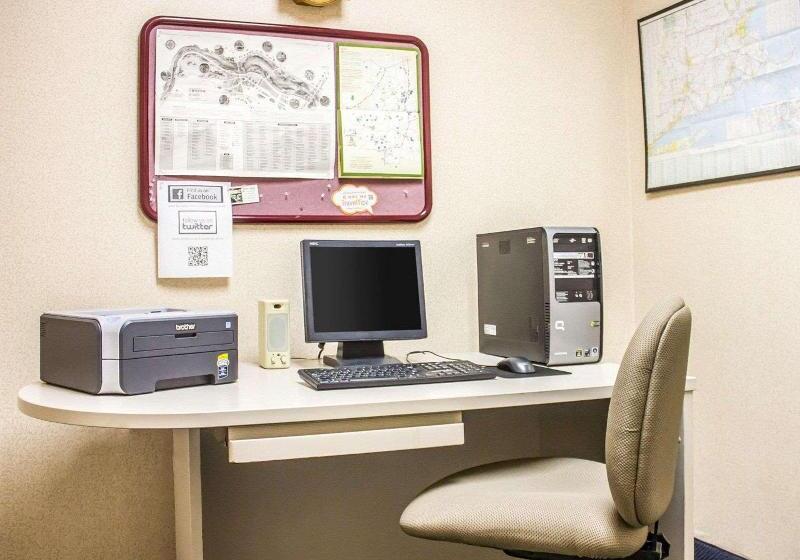 酒店 Comfort Inn & Suites