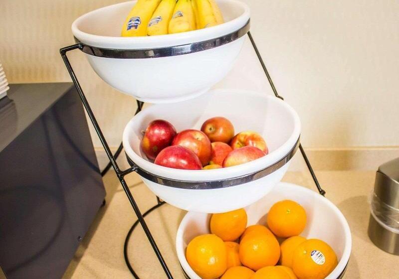 酒店 Comfort Inn & Suites