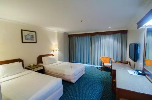 فندق Coral Bay Resort