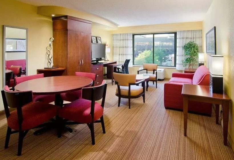 Otel Courtyard By Marriott Birmingham Downtown At Uab